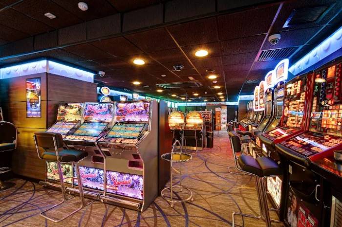 Admiral Casino, Durham