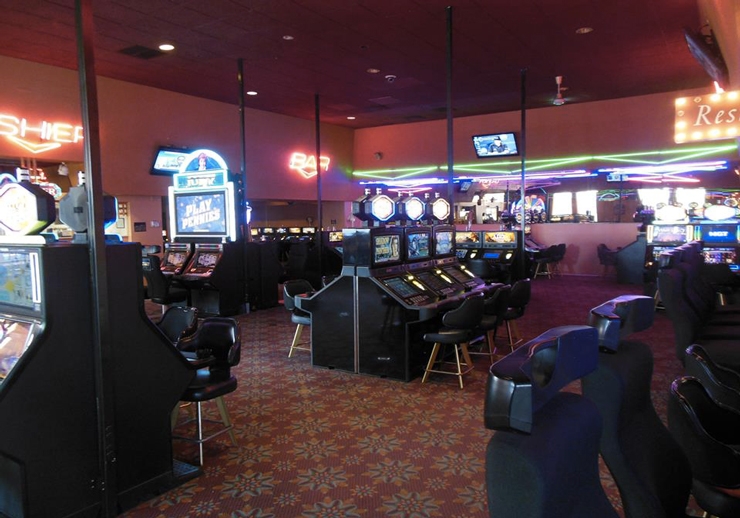 Alamo Casino, Wells