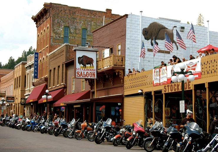 Buffalo Bodega Gaming Complex, Deadwood's