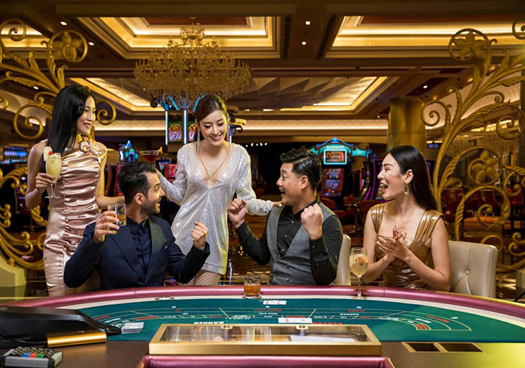 Corona Resort and Casino