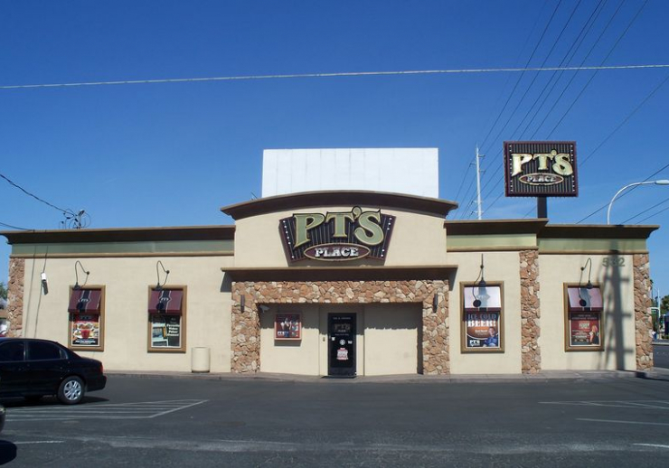 PT's Pub & Casino E. Sahara and 6th Street, Las Vegas