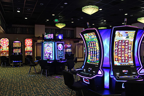 Smith River Lucky 7 Casino & Hotel