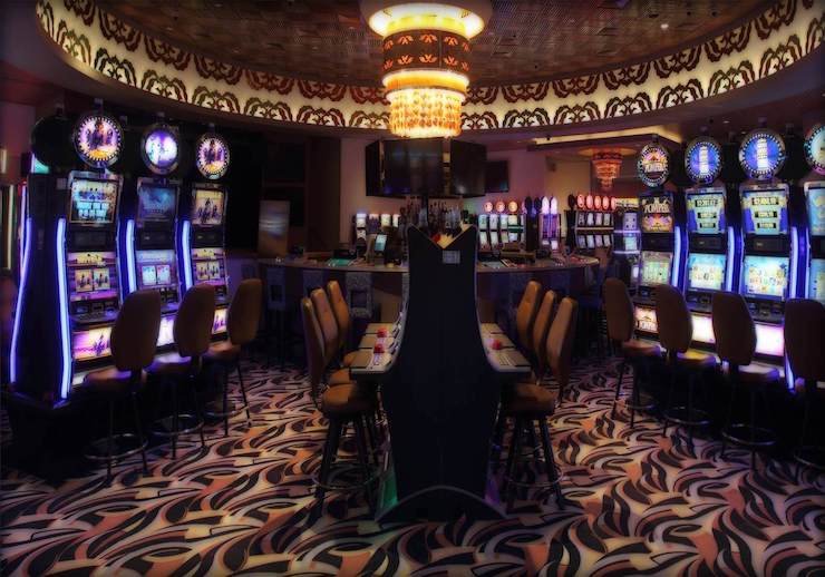 Winnavegas Casino Resort, Sloan